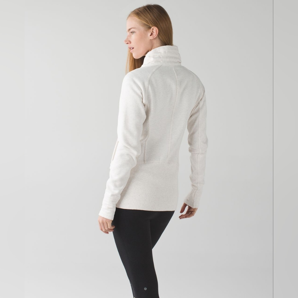 Lululemon Radiant Jacket Size 6 - Picture 7 of 11